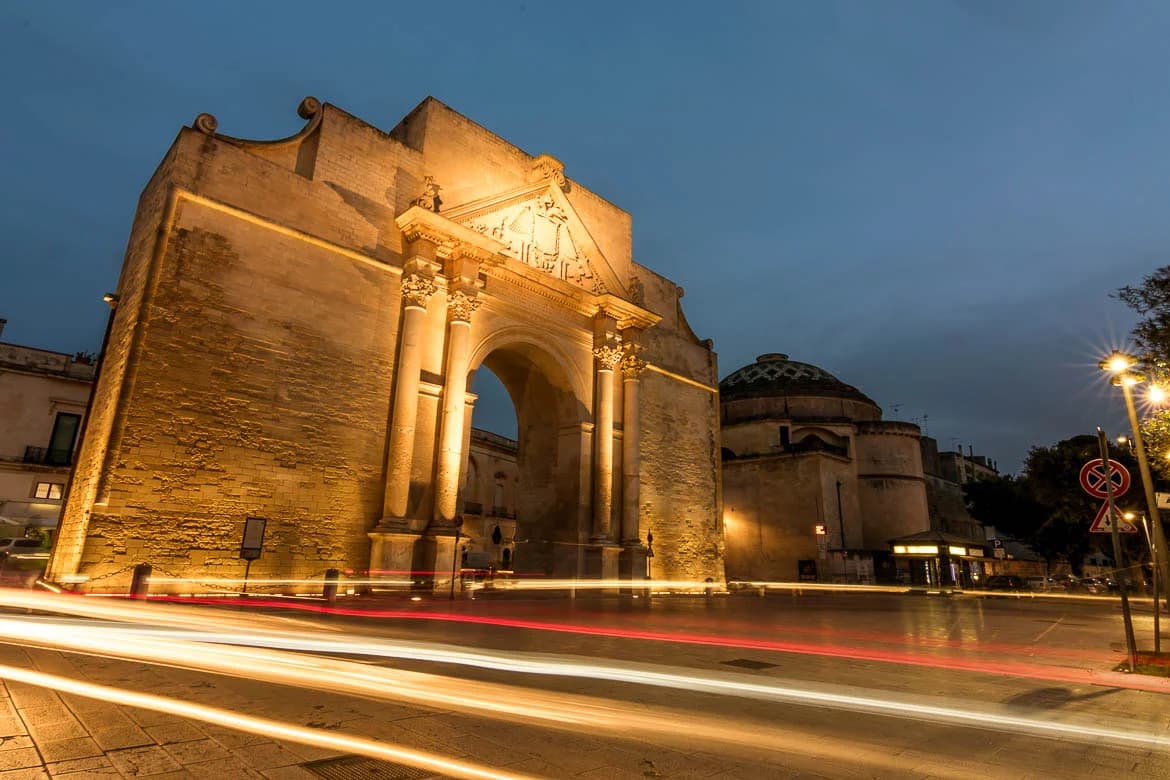 Monument of Porta Napoli, Lecce
